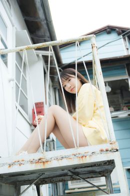 Akane Yoshizawa 吉沢朱音, FLASHデジタル写真集 「TRIANGLE LOVE－朱音の場合」 Set.01(25P)