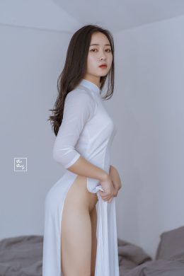 國模人體 – 越南模特AoDai人體私拍套圖