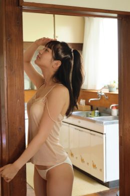 Nanako Kurosaki 黒嵜菜々子, BRODYデジタル写真集 「あの娘は天然色」 Set.03