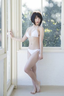 Nagi Nemoto 根本凪, ＦＲＩＤＡＹデジタル写真集 「緑のシンデレラ」 Set.02