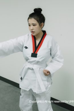 Jenn 젠, UHHUNG Magazine Vol.01 Taekwondo Set.02