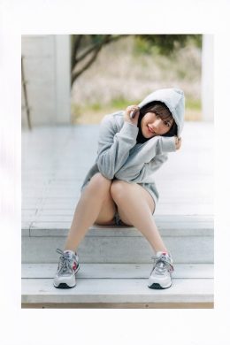 Marina Yamada 山田麻莉奈, 1st 写真集 [まりり] Set.03