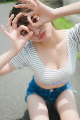 Natsuki Satonaka 里仲菜月, 週プレ Photo Book 「こっち向いて、なっちゃん！」 Set.03