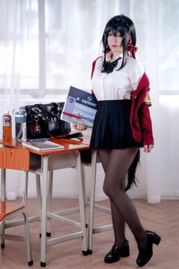 Cosplay 半半子Banbanko 大凤 风纪委员