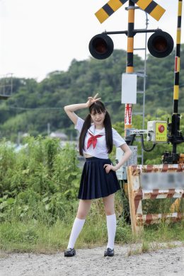 Kozue Minami 美波こづえ, オフィシャルグラビア写真集 [波の音] Set.01