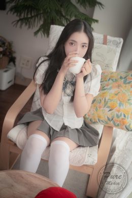 Mallang 말랑, PURE MEDIA 純媒體 Vol.288 ‘Moist Girl on Rainy Day’ Set.01