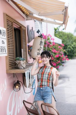 Mei Ishihama 石浜芽衣, 1st写真集 「ひかっている」 Set.01