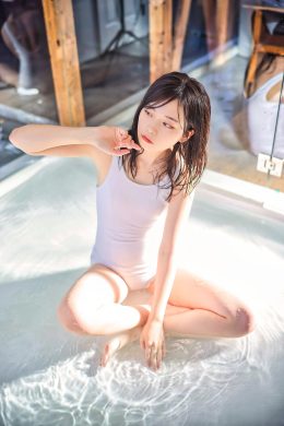 Mimiko Hinaki 姫綺みみこ, 写真集 Wet Color Swimming Race 濡色競泳 Set.01