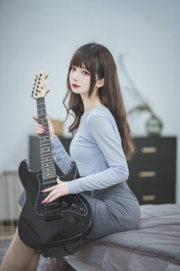 Cosplay 封疆疆v 吉他妹妹