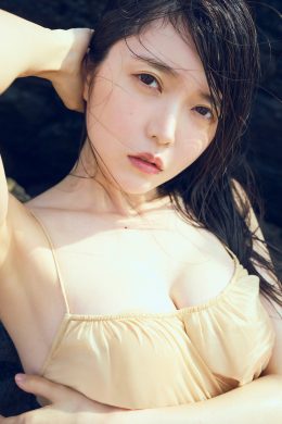 Azusa Onodera 小野寺梓, 1st 写真集 「偶像に生きる」 Set.01