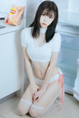 Cosplay 许岚LAN – 纯欲毛衣
