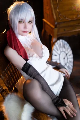 Cosplay 前羽_rr – 碧蓝航线 德雷克