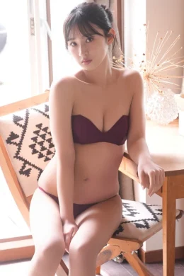 Hinata Matsumoto 松本日向, BOMBデジタル写真集 『はじめての朝』 Set.02